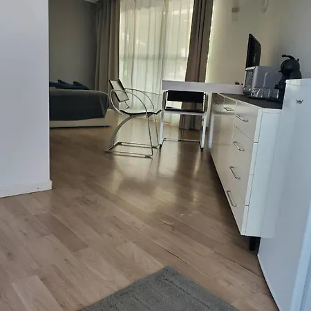 Sofia 3*